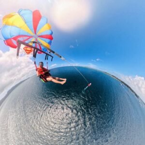 Parasailing in Havelock